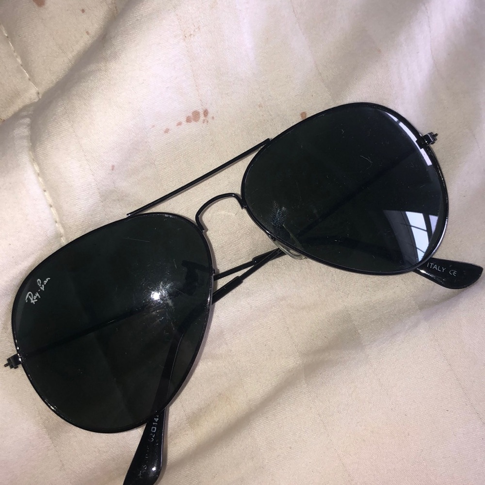 black ray bans